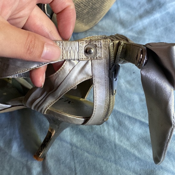 Silver Heels with Ankle Bow - Picture 8 of 8